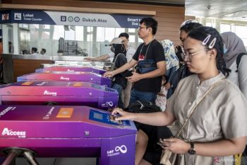 Jakpro minta maaf soal kendala mesin tap in-tap out LRT Jakarta