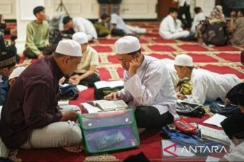 Menyeimbangkan pendidikan agama bagi anak selama libur Ramadhan