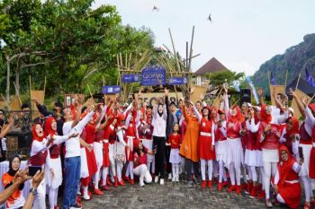 Pemkab Gunungkidul menggelar "Geopark Night Specta 6.0" tumbuhkan ekonomi