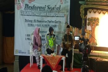 Dinsos Gunungkidul menggelar wayang cakruk tema cegah pernikahan dini