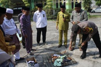 Hindari penyalahgunaan, 3.178 buku nikah di Pekanbaru dimusnahkan