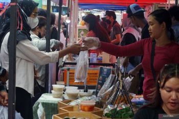 Harmoni spiritual dan ekonomi dalam perayaan Lebaran