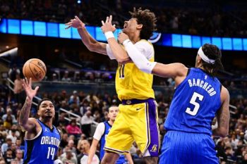 Lakers terpuruk, dipecundangi Magic dan kalah tujuh kali dalam 10 laga