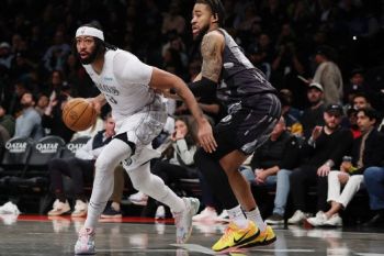 Anthony Davis kembali, Mavericks taklukkan Nets 120-101  