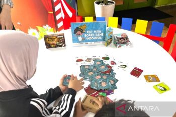 Intip keseruan bermain "board game" lokal di Stasiun Gambir