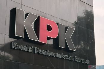 KPK menangkap hakim dalam OTT terkait suap di Depok Jawa Barat