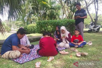 Tradisi "ninjau haji" di Jembrana, Bali bertahan lintas generasi