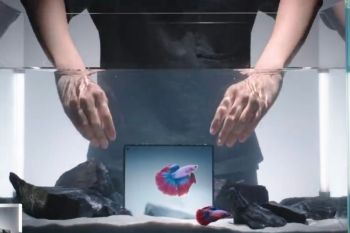 Polsel lipat Vivo X Fold 5 digadang tahan air, tahan debu, dan tahan jatuh