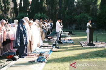 Diaspora hingga delegasi Kemhan rayakan Idul Adha di KBRI Madrid