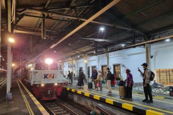 Kereta Api, moda transportasi ramah lingkungan rendah emisi