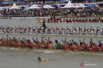 Menbud: Gelaran Pacu Jalur jadi media promosi budaya Indonesia