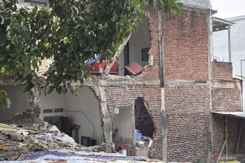 Ledakan tabung gas 3kg akibatkan dua rumah rusak