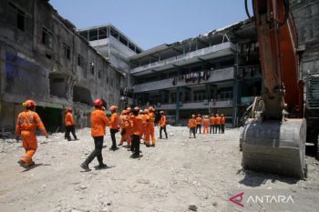 DIY menyiapkan rapergub pastikan keamanan bangunan pesantren