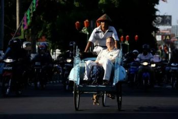 DIY bakal tambah becak kayuh bertenaga alternatif gantikan bentor