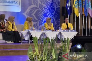 UT Surabaya bekali 1.065 calon wisudawan dengan literasi data