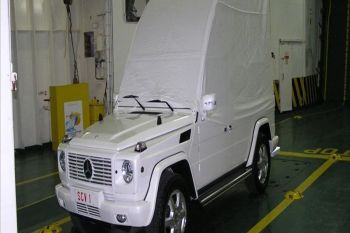 Mobil khusus Paus Fransiskus diubah jadi klinik berjalan untuk Gaza