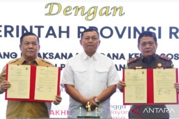 Galeri Foto - Pemprov Riau-Kejati MoU pidana kerja sosial