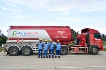 Komitmen Pelayanan Energi, Awak Mobil Tangki Pertamina Tetap Salurkan BBM di Tengah Tantangan Banjir dan Longsor