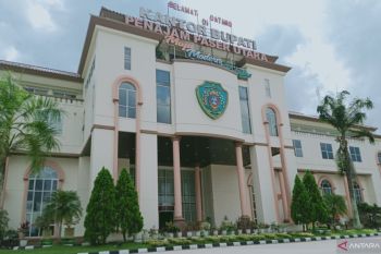 Penajam tingkatkan pengelolaan keuangan daerah terapkan nontunai