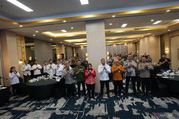 Imigrasi Surabaya luncurkan platform "Sinergi" awasi orang asing