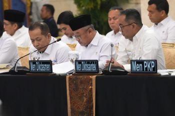 Kemendikdasmen Pastikan Layanan Pendidikan Tetap berjalan di Tengah Bencana