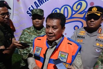 Bupati Tangerang minta warga tak rayakan pergantian tahun berlebihan