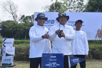 Telkom Indonesia tanam 500 bibit pohon buah produktif di lereng Merapi Sleman