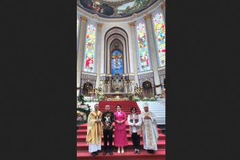 Perayaan malam Misa Natal berlangsung khidmat, Listrik di Kalbar aman, andal