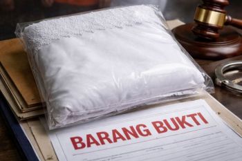 Ketika mukena menjadi barang bukti