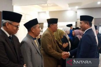 Ketika kursi birokrasi bergeser