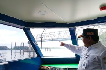 KSOP Palembang tutup lalu lintas kapal di perairan Jembatan Lalan Musi Banyuasin