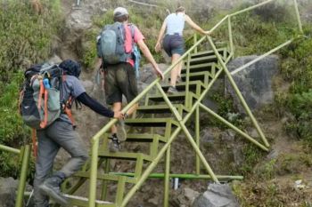 Tiket wisata pendakian Gunung Rinjani NTB bisa dipesan mulai 6 Maret 2026