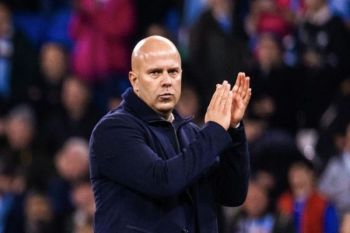 Arne Slot akui musim ini periode tersulit dalam kariernya