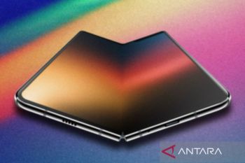 Analis prediksi iPhone Fold baru masuki penjualan pada Desember 2026