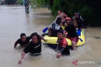 Banjir Bekasi sebabkan satu remaja meninggal dunia