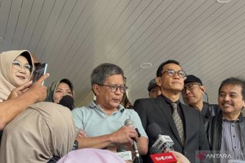 Akademisi Rocky Gerung datangi Polda Metro Jaya untuk jadi ahli