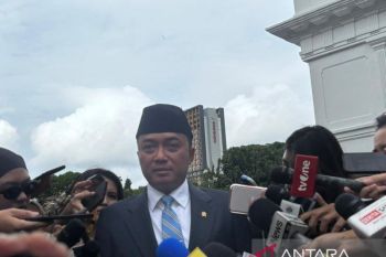 Mensesneg sebut belum ada pembicaraan soal reshuffle di Istana