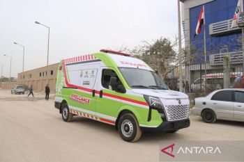 Indonesians send US$47.000 ambulance to war-torn Gaza Palestine