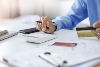 SLIK OJK Jadi Acuan Bank dalam Menilai Pengajuan Pinjaman, Masyarakat Kini Bisa Cek Secara Online