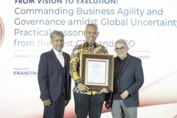 Direktur Utama PT Dahana Hary Irmawan Raih The Best CEO 2025