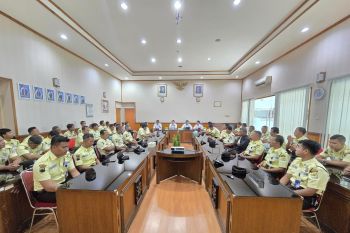 PLN ULTG Salatiga laksanakan refreshment satuan pengamanan