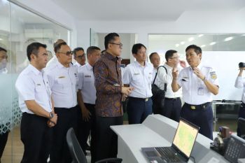 Indonesia plans electric trains on three major lines for efficiency