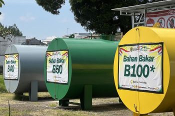 Indonesia tests B50 fuel on trains to boost green energy push