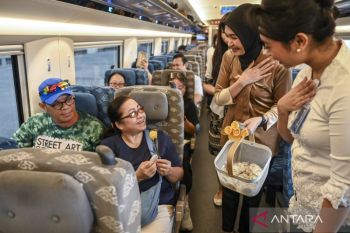 Community celebrates Kartini Day in vibrant festivities
