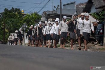 Inside the Baduy&rsquo;s 200 km sacred journey through the night