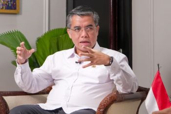 Gov't reinforces protection for outsourced workers with new regulation