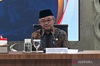 Indonesia disburses US$150 mln for school upgrades, digital push