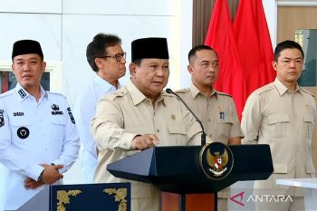 Prabowo aims to build, renovate up to 400 hospitals in three years