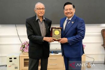 Wamenko Otto: Perkuat aspek hukum dalam manfaatkan kekayaan alam