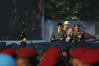 Prabowo: Kita hormati kritik, tapi tak boleh rusak demokrasi